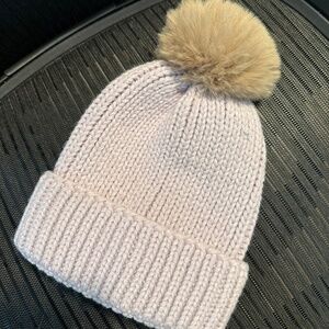 Steve Madden Knit Beanie Hat w/ Faux Fur Pom | One Size (Light purple beige)